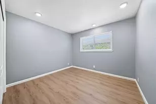 7171 Westmoreland Way, Sacramento, CA 95831 - Photo 21