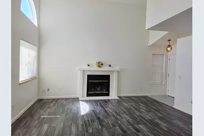 8063 Pegler Way, Sacramento, CA 95823 - Photo 9