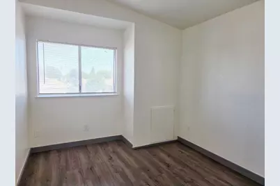8063 Pegler Way, Sacramento, CA 95823 - Photo 23