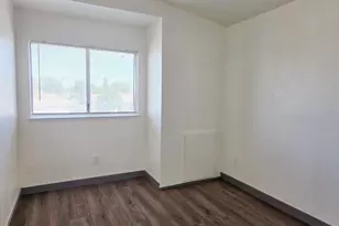 8063 Pegler Way, Sacramento, CA 95823 - Photo 23