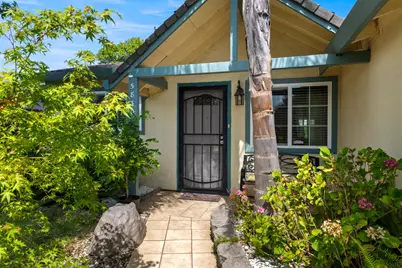 5830 Woodleigh Drive, Carmichael, CA 95608 - Photo 3