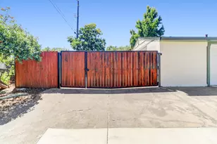 2780 63rd St, Sacramento, CA 95817 - Photo 49