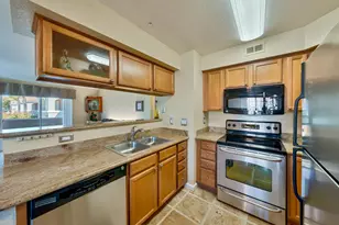 885 Halidon Way, Folsom, CA 95630 - Photo 11