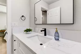9472 Denholm Ct, Elk Grove, CA 95758 - Photo 37