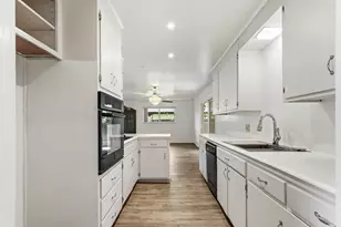 208 Baldwin Ave, Roseville, CA 95678 - Photo 11