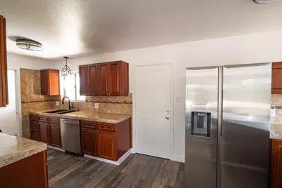 4537 Engle Road, Sacramento, CA 95821 - Photo 17