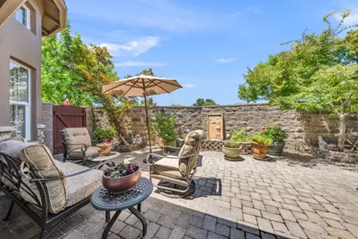 8610 San Lucas Circle, Roseville, CA 95747 - Photo 39