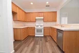 4225 Seranade Dr, Turlock, CA 95382 - Photo 9