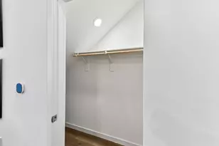 2073 Freya Walk, Sacramento, CA 95835 - Photo 15