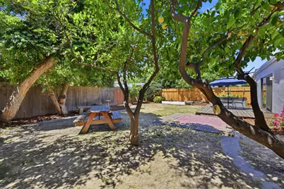 4450 Moddison Avenue, Sacramento, CA 95819 - Photo 9