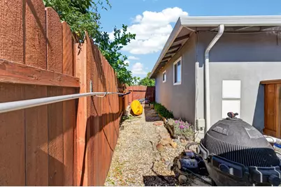 10648 Biscay Way, Rancho Cordova, CA 95670 - Photo 33