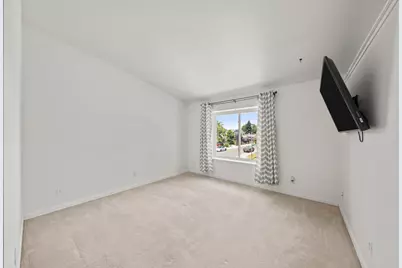 950 Rancho Roble Way, Sacramento, CA 95834 - Photo 35
