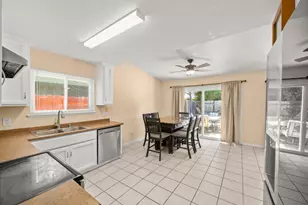 950 Rancho Roble Way, Sacramento, CA 95834 - Photo 19