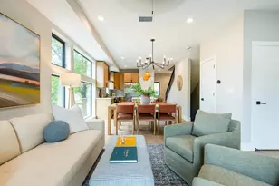 2611 26th St, Sacramento, CA 95818 - Photo 13