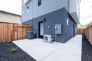 2611 26th St, Sacramento, CA 95818 - Photo 61