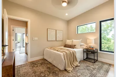 2611 26th Street, Sacramento, CA 95818 - Photo 41