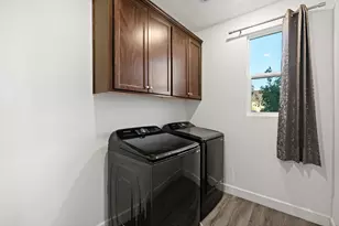 2302 Raphael Wy, Lodi, CA 95242 - Photo 33