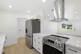 3125 Churchill Rd, Sacramento, CA 95864 - Photo 5