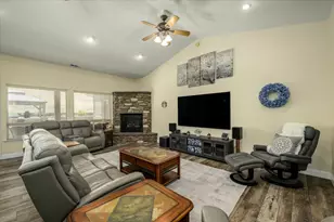 2310 Fieldstone Dr, Placerville, CA 95667 - Photo 7