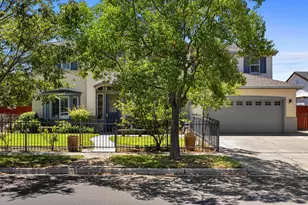 122 Memory Ln, Turlock, CA 95382 - Photo 1