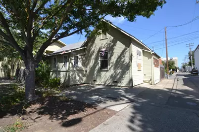 1216 L Street, Modesto, CA 95354 - Photo 3