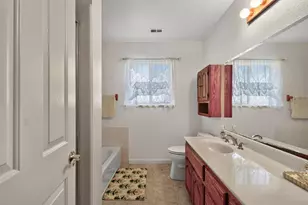2175 Grove Way, Castro Valley, CA 94546 - Photo 17