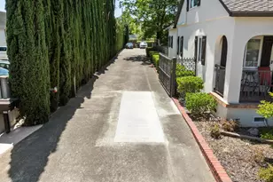 5652 Broadway, Sacramento, CA 95820 - Photo 43