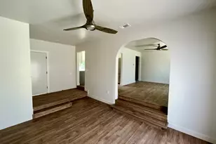 5652 Broadway, Sacramento, CA 95820 - Photo 29