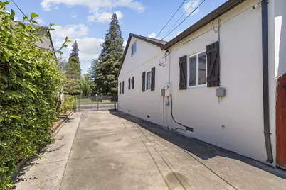 5652 Broadway, Sacramento, CA 95820 - Photo 45