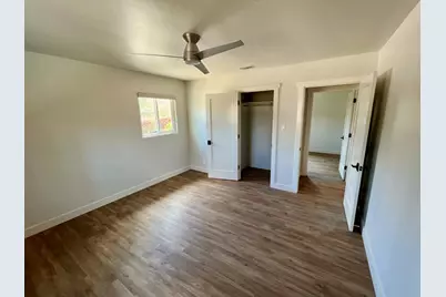 5652 Broadway, Sacramento, CA 95820 - Photo 35