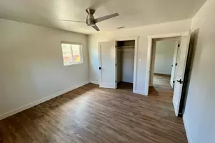 5652 Broadway, Sacramento, CA 95820 - Photo 35