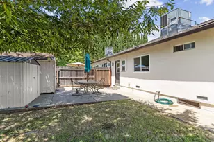 5652 Broadway, Sacramento, CA 95820 - Photo 17
