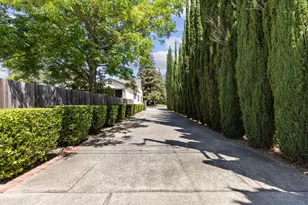 5652 Broadway, Sacramento, CA 95820 - Photo 5