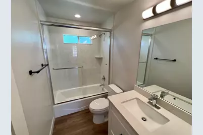 5652 Broadway, Sacramento, CA 95820 - Photo 33