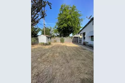 4640 39th Avenue, Sacramento, CA 95824 - Photo 17