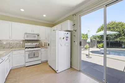 6612 Campfire Way, Citrus Heights, CA 95621 - Photo 15
