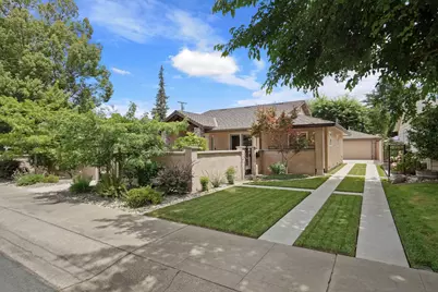8 S Fairmont Avenue, Lodi, CA 95240 - Photo 7