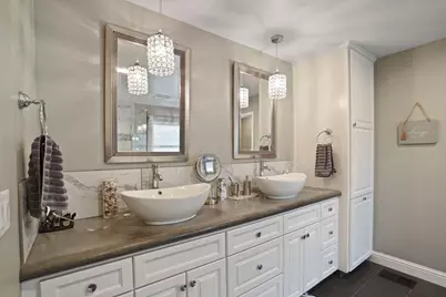 8 S Fairmont Avenue, Lodi, CA 95240 - Photo 37