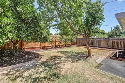3819 Kroy Way, Sacramento, CA 95820 - Photo 31