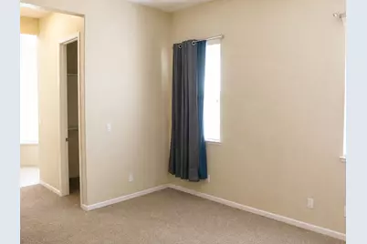 1724 W Summer Blossom Way, Hanford, CA 93230 - Photo 9