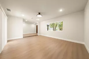 5523 Cottonwood Ave, Olivehurst, CA 95961 - Photo 9