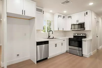 5523 Cottonwood Avenue, Olivehurst, CA 95961 - Photo 11