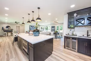 2812 American River Dr, Sacramento, CA 95864 - Photo 13
