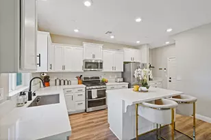 7040 Star Trail Wy, Roseville, CA 95747 - Photo 13