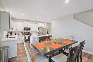 7040 Star Trail Wy, Roseville, CA 95747 - Photo 9