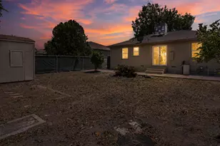 1625 Spring St, Stockton, CA 95206 - Photo 19