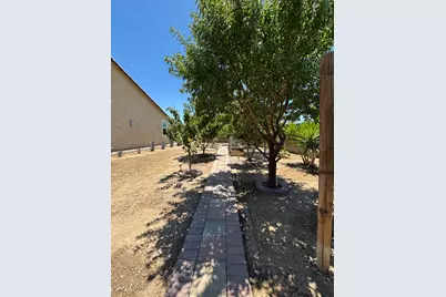 1679 Dock Avenue, Los Banos, CA 93635 - Photo 47