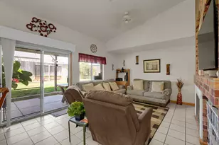 1118 Ruddy Ct, Newman, CA 95360 - Photo 9