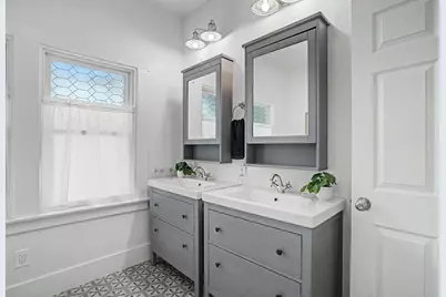 1914 7th Street, Sacramento, CA 95811 - Photo 17