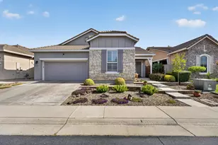 4520 Crown Bench Cir, Elk Grove, CA 95757 - Photo 3